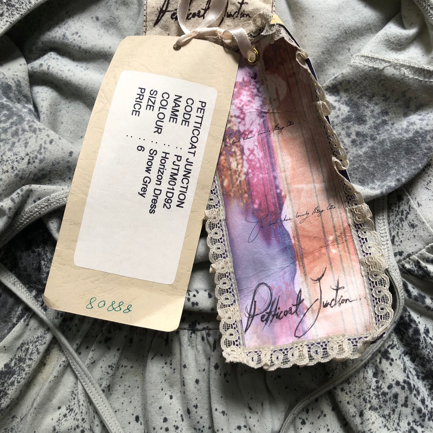 שמלה וינטג׳ אפורה עם הדפס // PETTICOAT JUNCTION Vintage dress gray with print