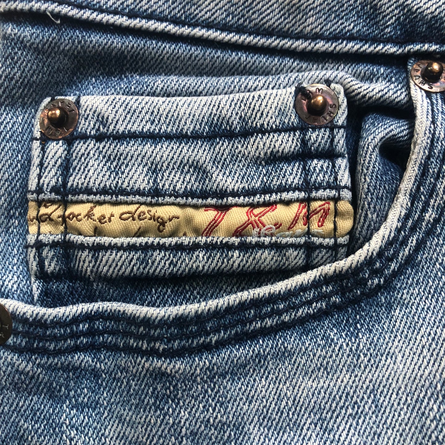 ג׳ינס דיזל נמוך משנות ה2000 // diesel low rise  jeans from the early 2000’s