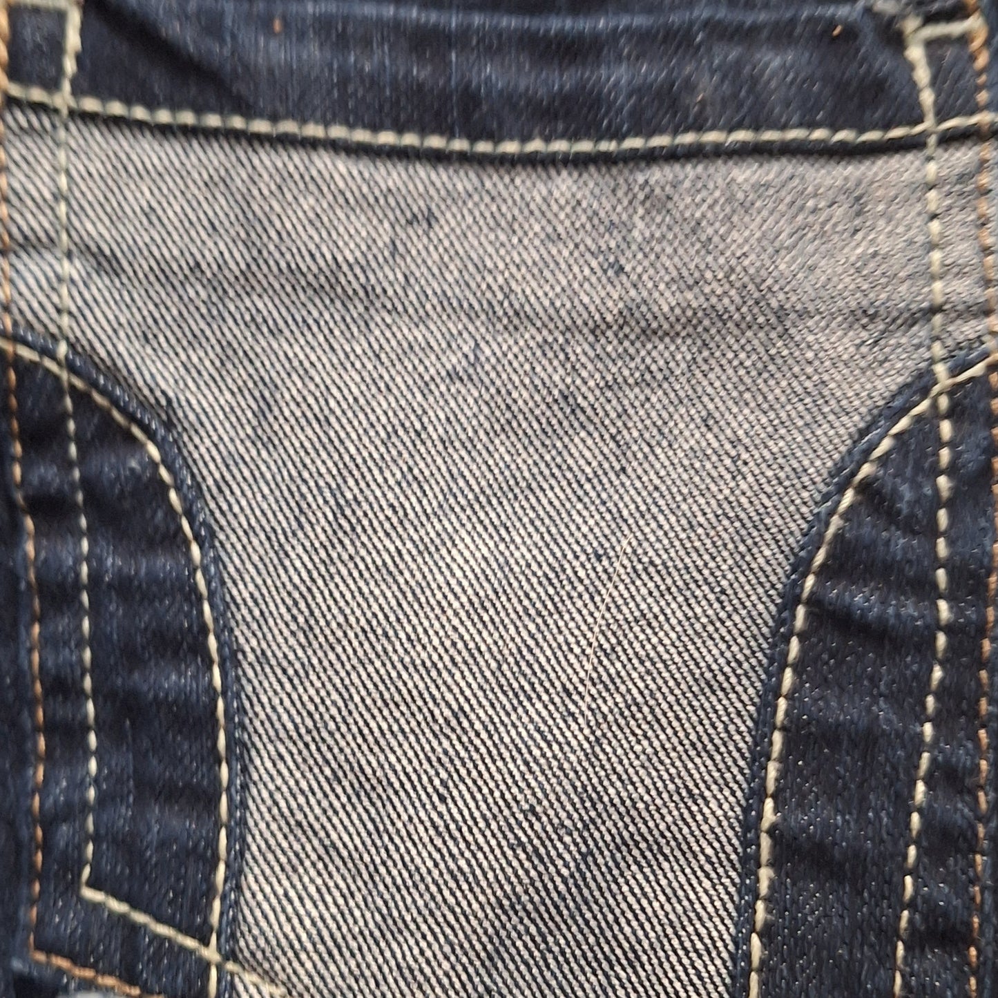 low rise jeans // ג'ינס גזרה נמוכה