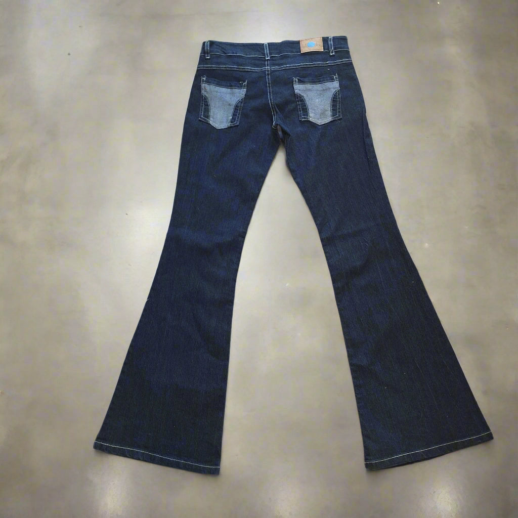 low rise jeans // ג'ינס גזרה נמוכה